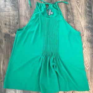 Market & Spruce Green top